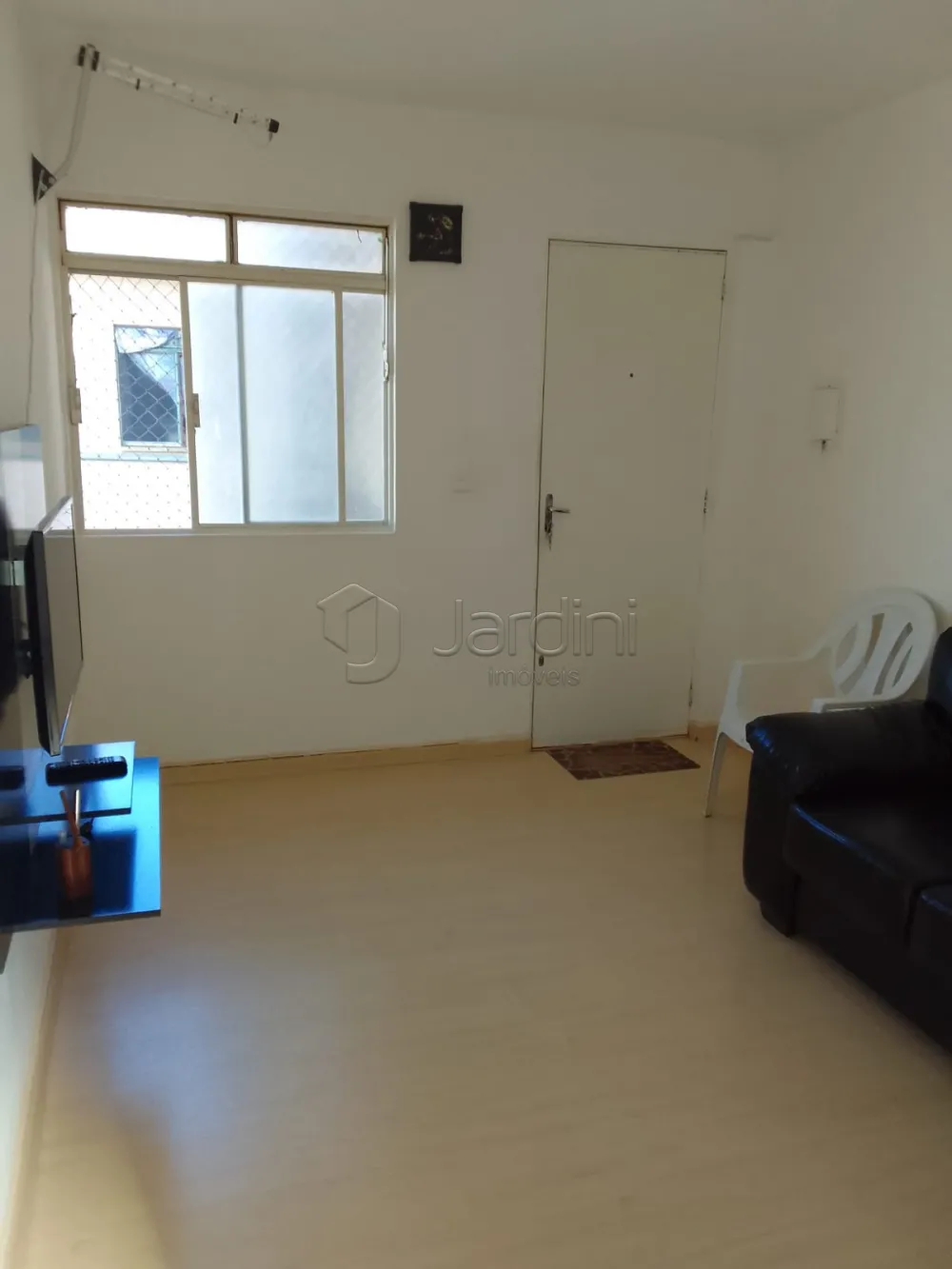 Comprar Apartamento / Padr&atilde;o em Franca R$ 71.000,00 - Foto 5