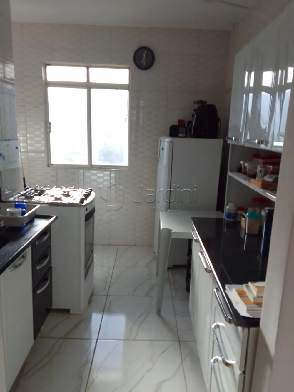 Comprar Apartamento / Padr&atilde;o em Franca R$ 71.000,00 - Foto 3