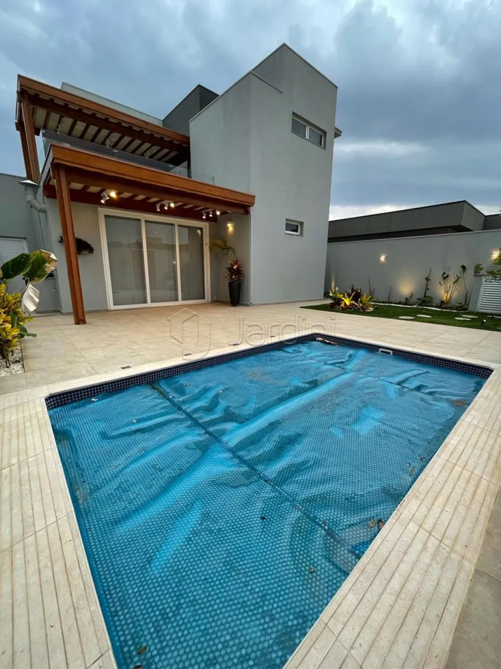 Comprar Casa / Condom&iacute;nio em Franca R$ 2.150.000,00 - Foto 1
