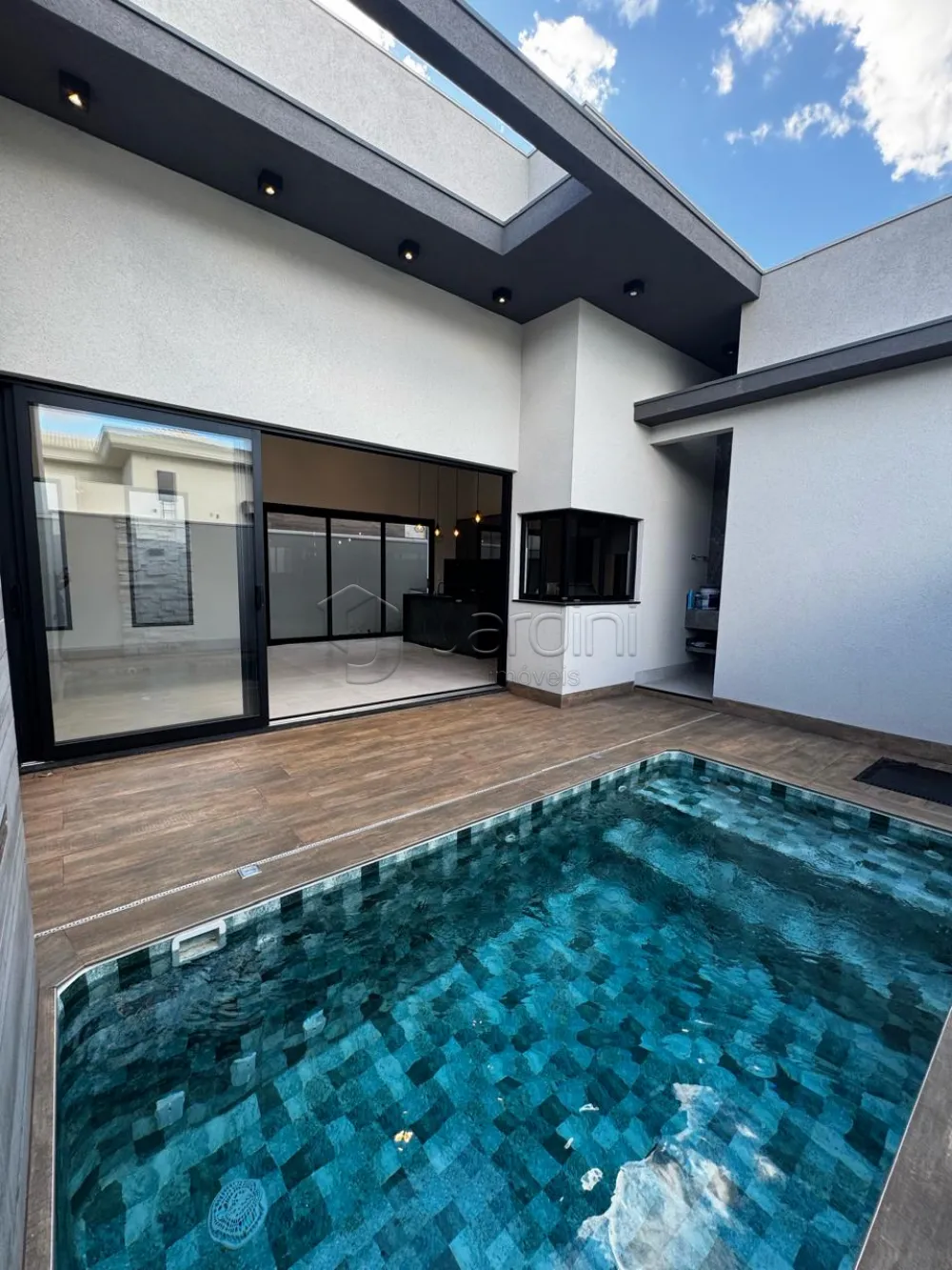 Comprar Casa / T&eacute;rrea em Franca R$ 2.100.000,00 - Foto 1