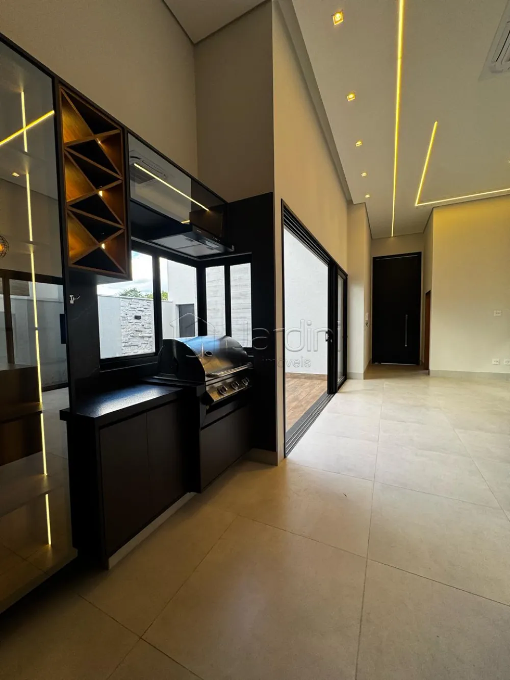 Comprar Casa / T&eacute;rrea em Franca R$ 2.100.000,00 - Foto 5