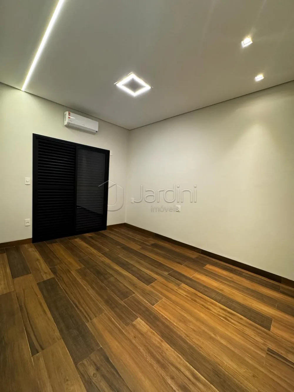 Comprar Casa / T&eacute;rrea em Franca R$ 2.100.000,00 - Foto 9