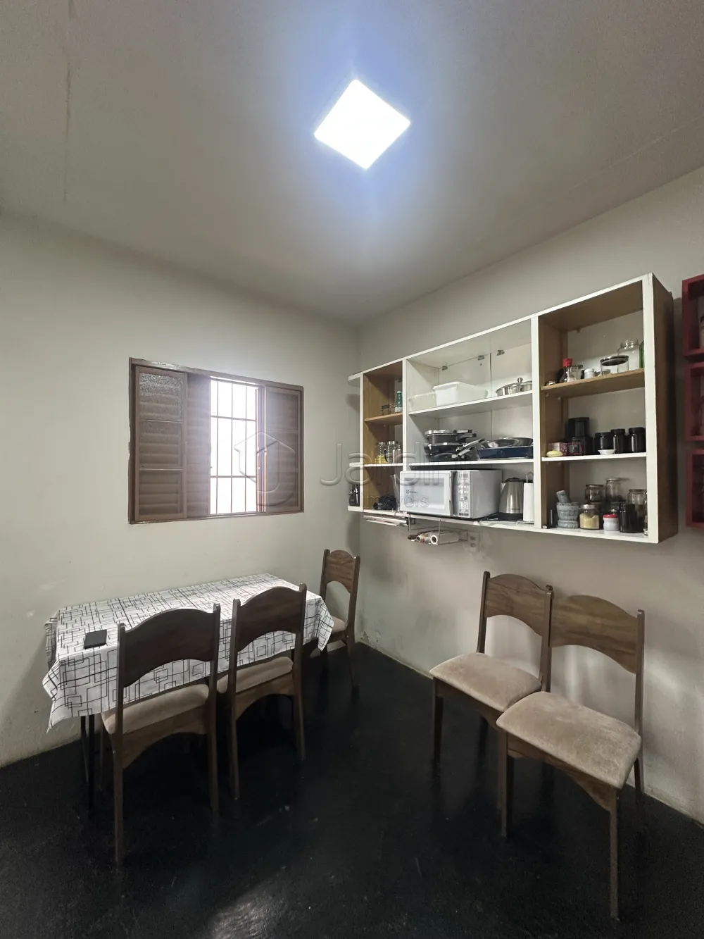 Comprar Casa / Padr&atilde;o em Franca R$ 300.000,00 - Foto 4