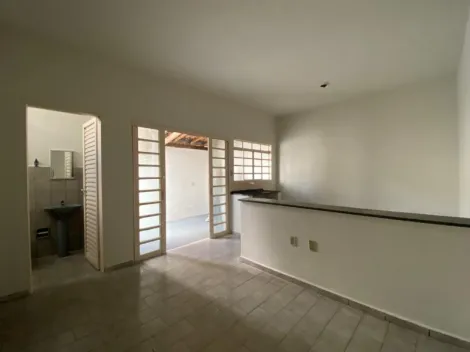 Alugar Casa / Térreo(a) em Franca. apenas R$ 120.000,00